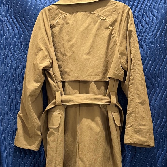 LULULEMON CLASSIC FIT TRENCH COAT CAMEL BROWN LARGE NWT - Picture 6 of 12